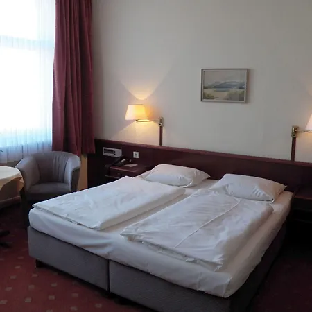 Hotel Deutscher Kaiser 3*