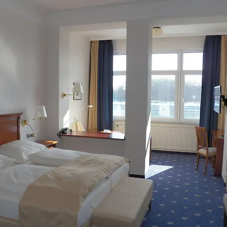 Deutscher Kaiser Любек