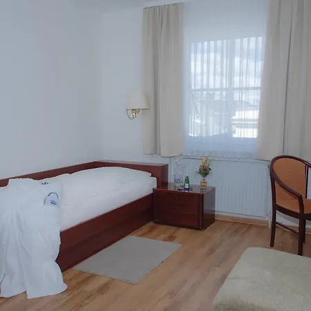 Deutscher Kaiser 3* Любек