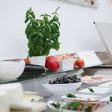 Отель Deutscher Kaiser