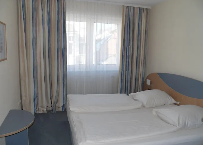 מלון Deutscher Kaiser