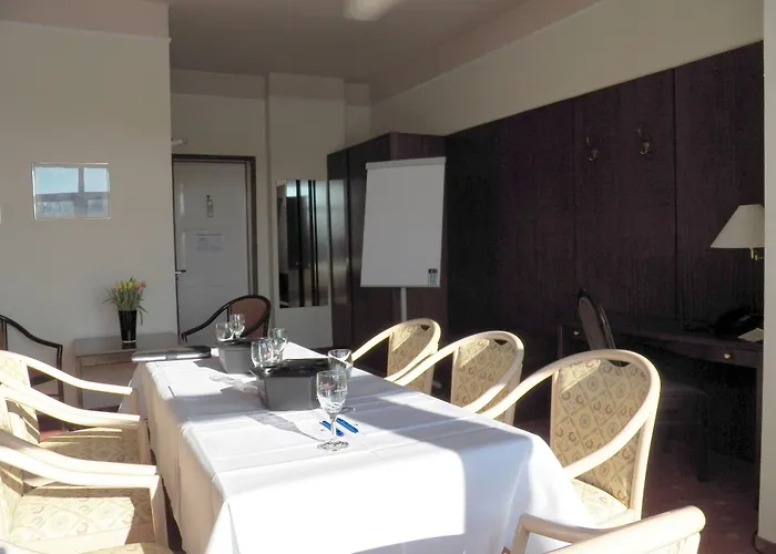 מלון Deutscher Kaiser