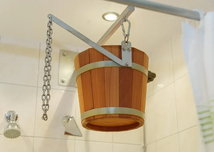 מלון Deutscher Kaiser 3*