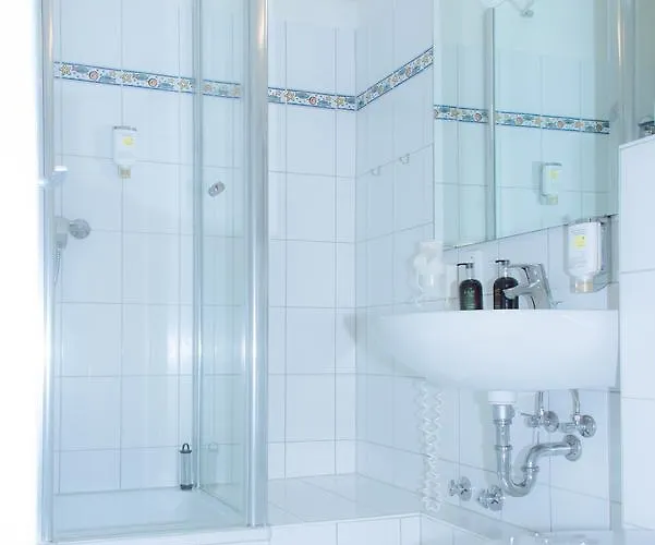 מלון Deutscher Kaiser